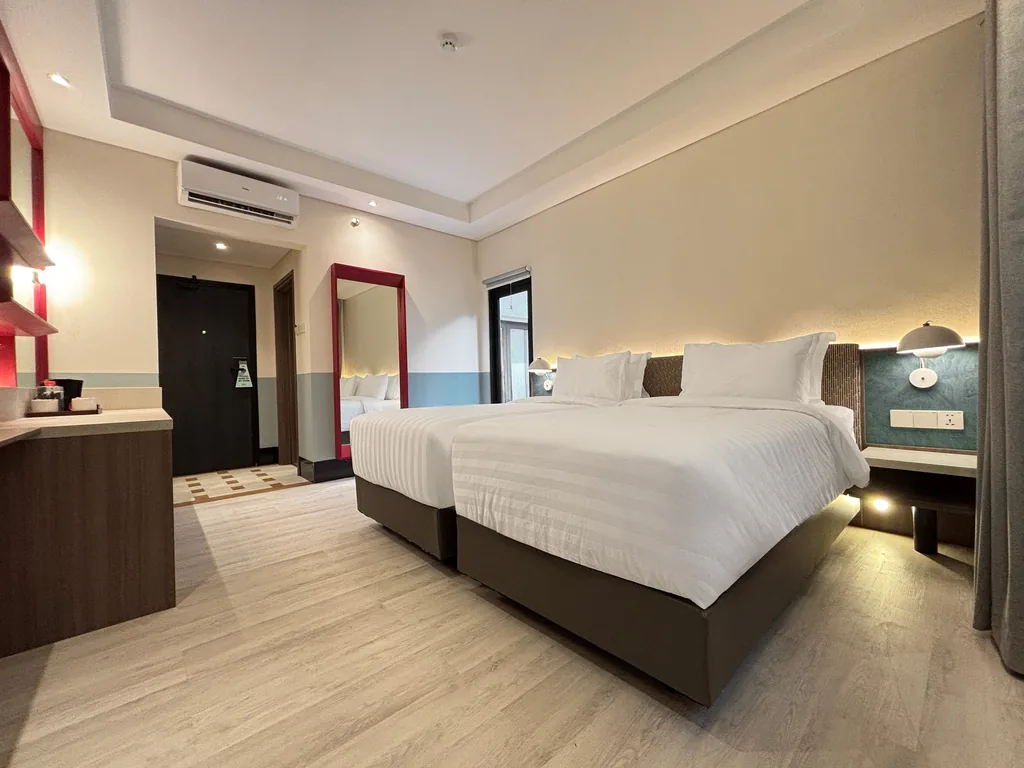 Di dalam Kamar Calypso di Volume Hotel Bandung, foto 10 dari 14