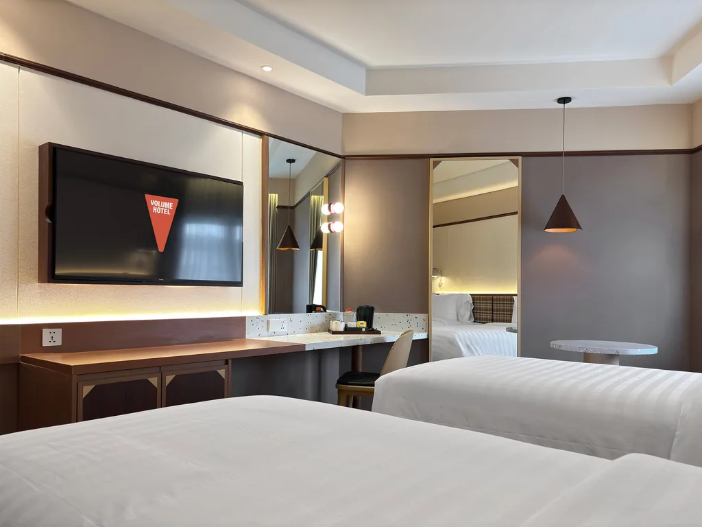 Di dalam Kamar Folk di Volume Hotel Bandung, foto 2 dari 9