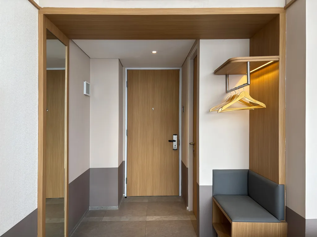 Di dalam Kamar Enka di Volume Hotel Bandung, foto 7 dari 10