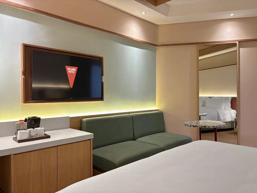Di dalam Kamar Waltz di Volume Hotel Bandung, foto 4 dari 11
