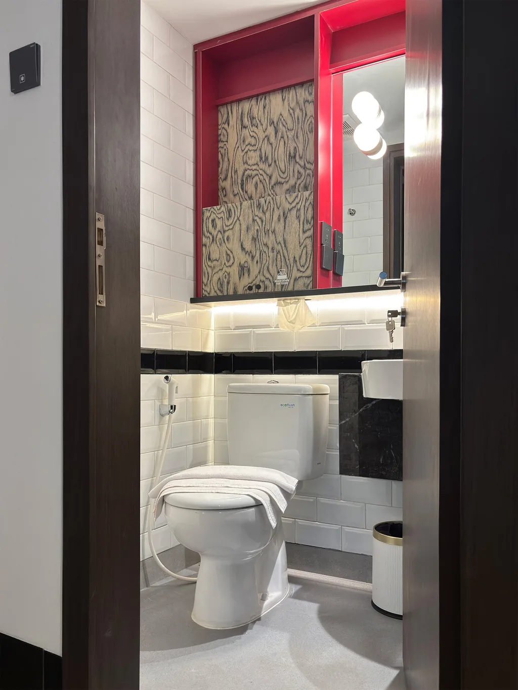 Kamar mandi Opera Suite