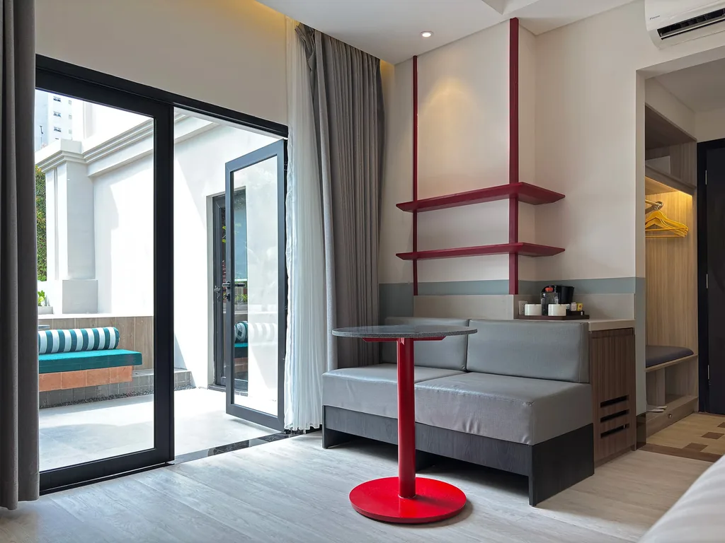 Di dalam Kamar Calypso di Volume Hotel Bandung, foto 5 dari 14