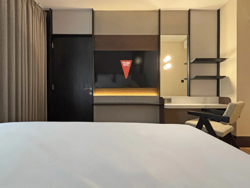 Di dalam Opera Suite di Volume Hotel Bandung, foto 6 dari 10
