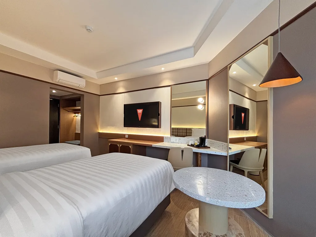 Di dalam Kamar Folk di Volume Hotel Bandung, foto 6 dari 9
