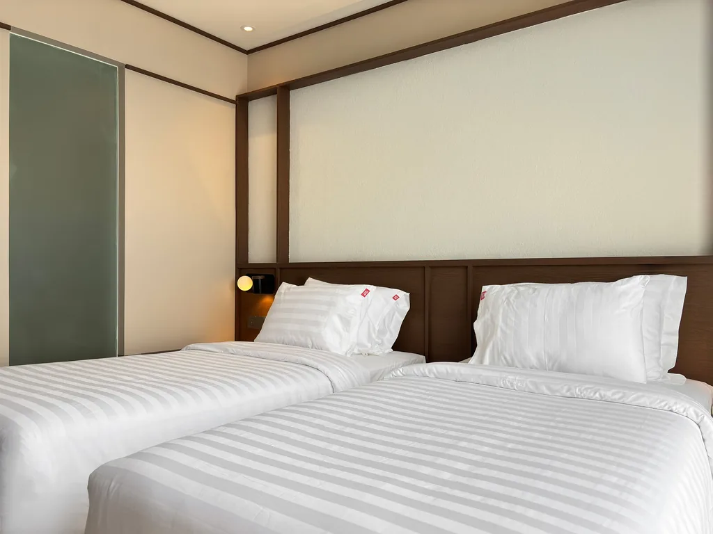 Di dalam Kamar Minyo di Volume Hotel Bandung, foto 4 dari 8