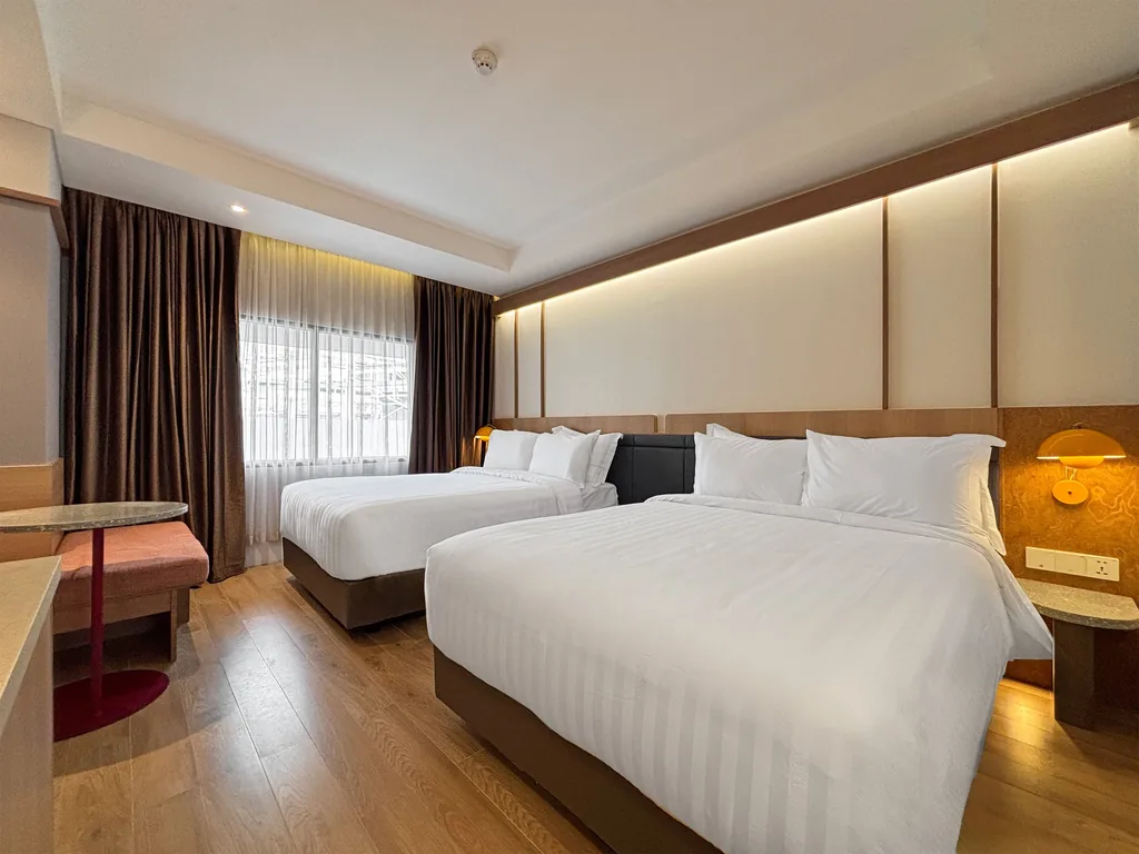Kamar Chillhop di Volume Hotel Bandung, dua kasur double